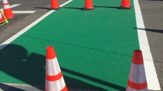 金沢市立泉小学校前 通学路歩道へのカラーリング
