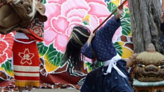 【2025/10/21 北國新聞】復活の獅子舞勇壮に「泉が丘致芳会」百数十年ぶり