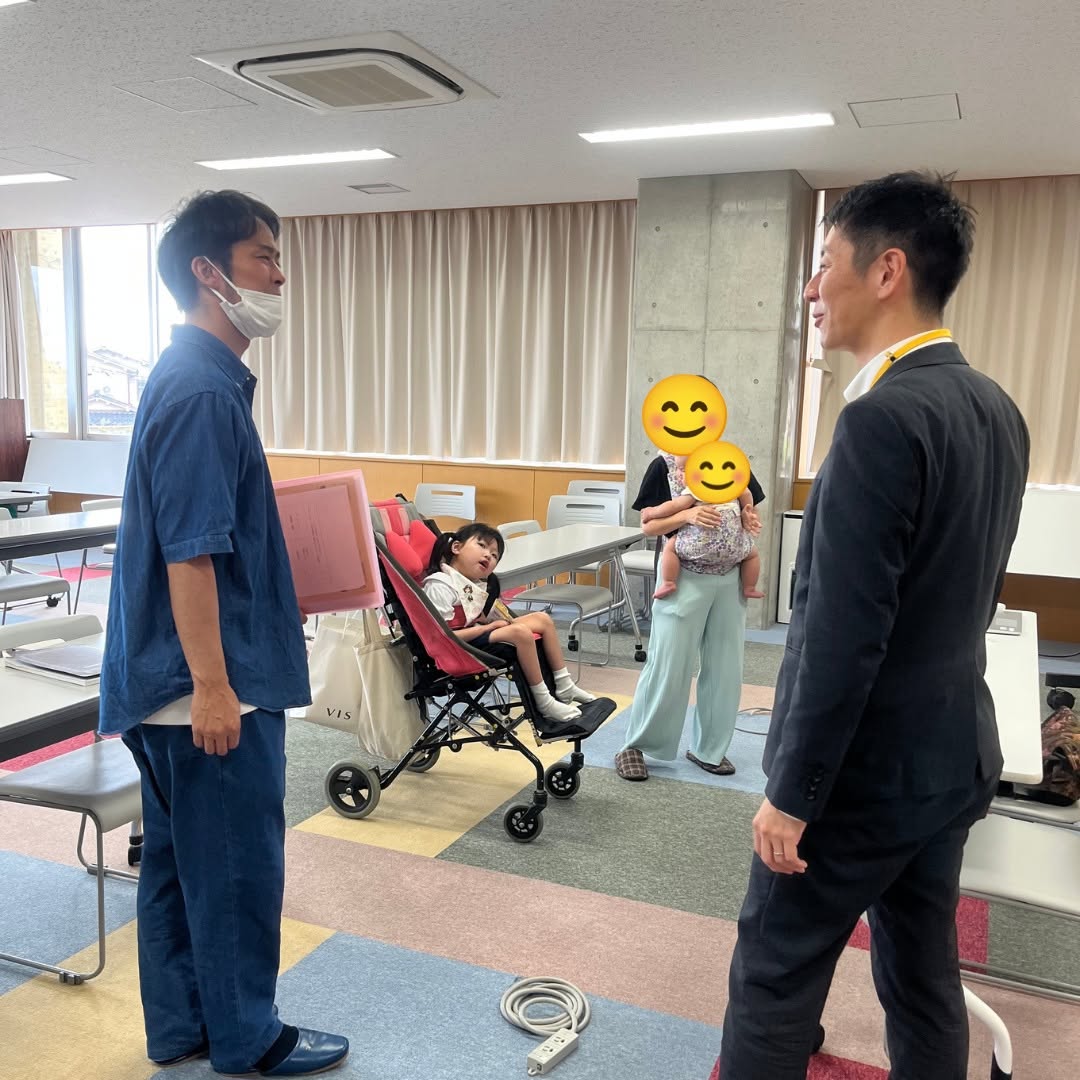 1人以上、病院の画像のようです